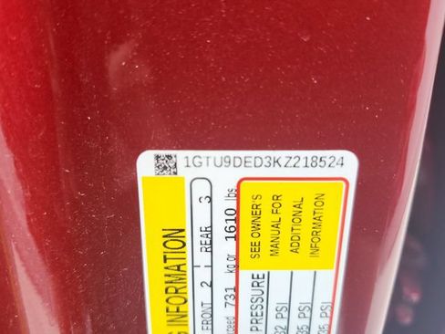 Used 2019 GMC Sierra 1500 SLT w/ SLT Premium Plus Package AWD/4WD image 16