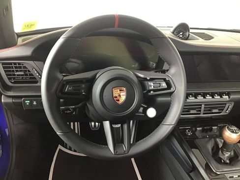 Used 2026 Porsche 911 Carrera T RWD image 24