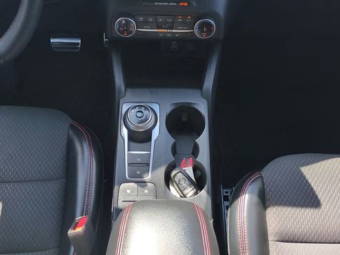 Used 2024 Ford Escape ST-Line w/ Cold Weather Package FWD image 23