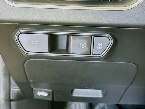 Used 2025 Kia K4 FWD image 17