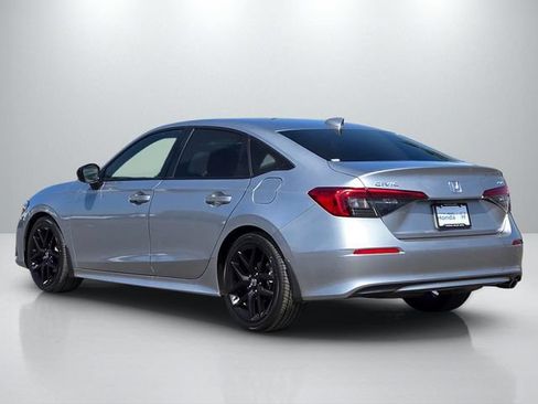Used 2023 Honda Civic Sport image 6