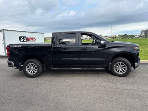 Used 2019 Chevrolet Silverado 1500 LT w/ All-Star Edition AWD/4WD image 12