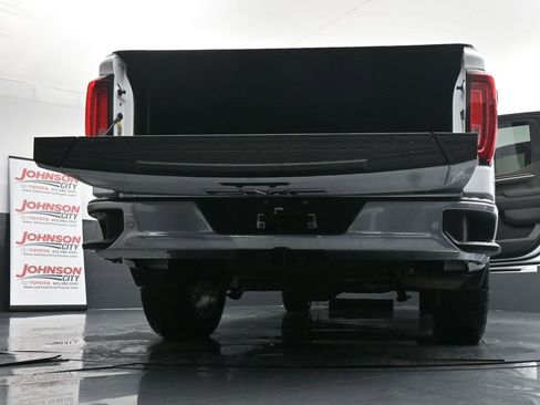 Used 2024 GMC Sierra 1500 SLT w/ SLT Premium Plus Package image 47