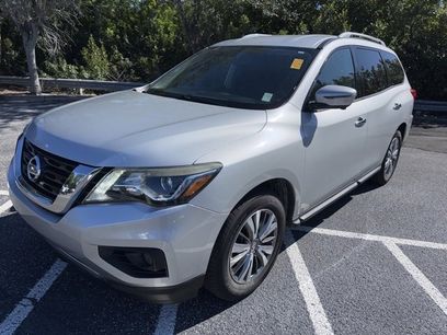 Used 2018 Nissan Pathfinder SL