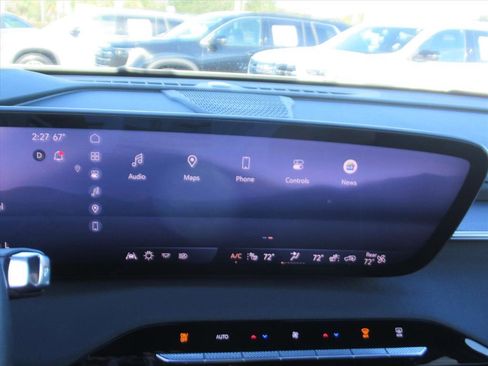 Used 2025 Buick Enclave Sport Touring image 22