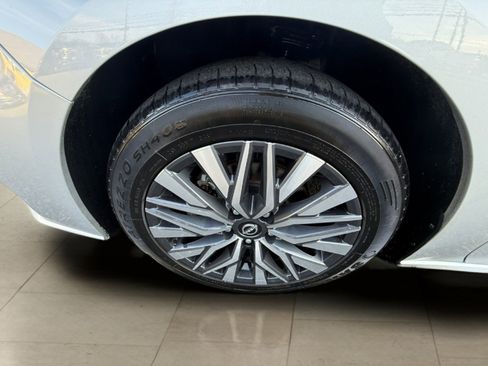 Used 2023 Nissan Altima 2.5 SV image 14