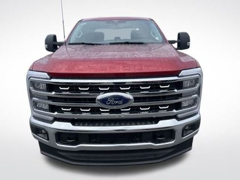 New 2026 Ford F250 XLT w/ XLT Premium Package AWD/4WD image 2