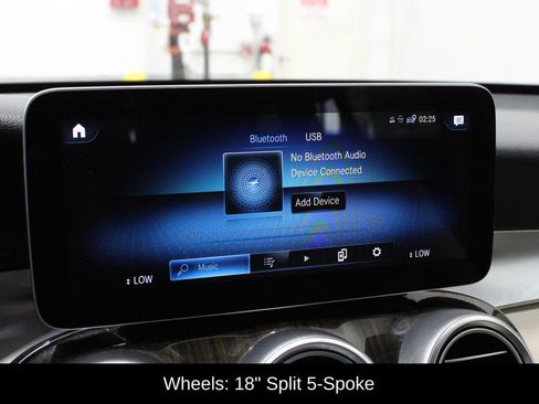 Used 2020 Mercedes-Benz GLC 300 GLC 300 image 34