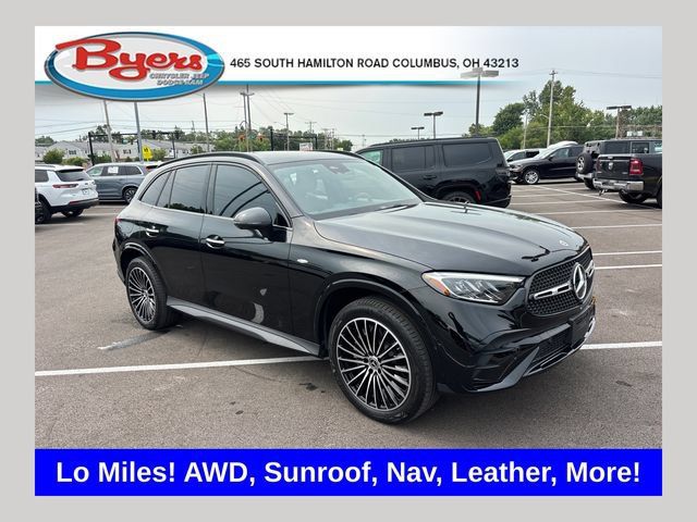 Used 2025 Mercedes-Benz GLC 350e 4MATIC image 1