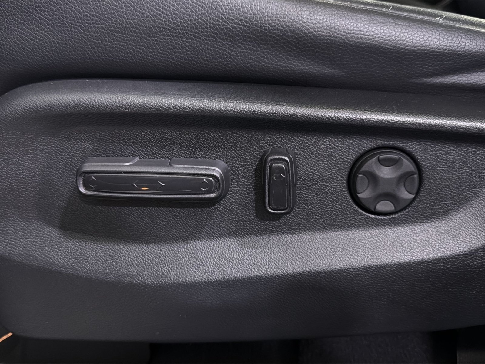 Used 2023 Honda Odyssey Touring image 25