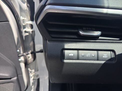 Used 2024 Nissan Altima 2.5 S FWD image 20