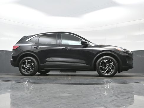 Used 2020 Ford Escape SE AWD/4WD image 31