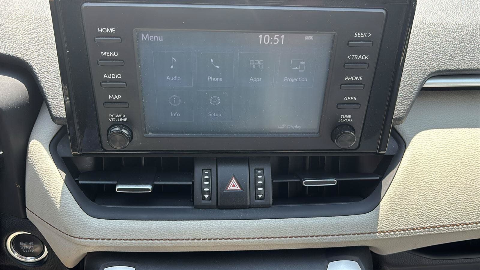 Used 2019 Toyota RAV4 XLE Premium FWD image 33