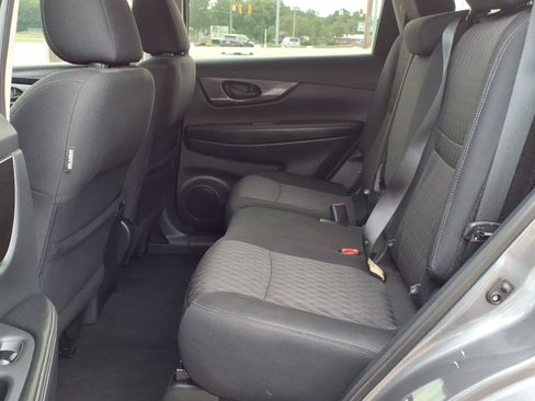 Used 2019 Nissan Rogue S AWD/4WD image 8