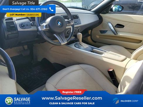 Used 2004 BMW Z4 2.5i RWD image 11