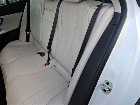 Used 2025 Mercedes-Benz E 450 4MATIC All-Terrain Wagon image 21