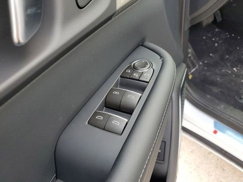 New 2026 Buick Enclave Avenir w/ Super Cruise Package FWD image 18