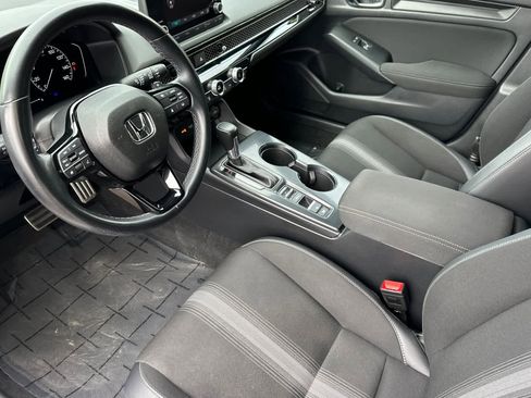 Used 2022 Honda Civic Sport image 11