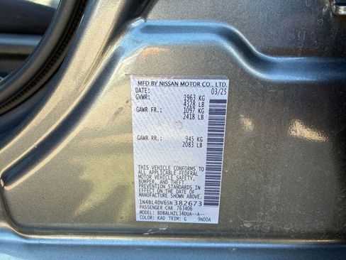 Used 2025 Nissan Altima 2.5 SV image 29