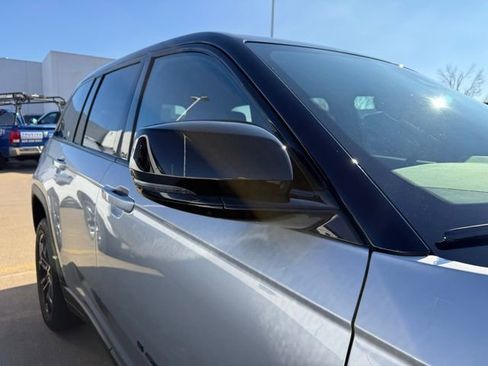 New 2025 Jeep Grand Cherokee Limited image 6