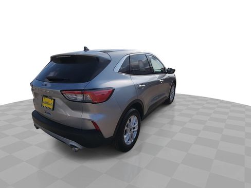 Used 2022 Ford Escape SE FWD image 8