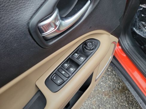 Used 2020 Jeep Compass Sport w/ Advanced Safety Group image 20