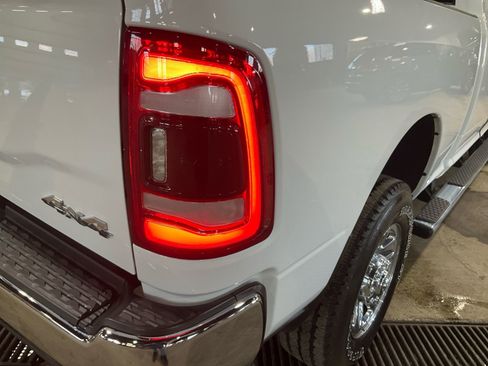 Used 2024 RAM 2500 Tradesman w/ Towing Technology Group image 21