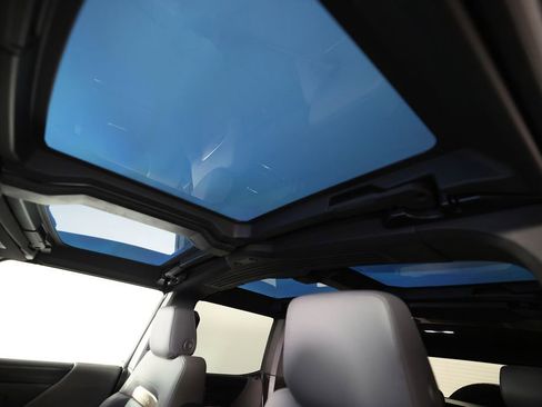 Used 2024 GMC Hummer EV 3X image 44