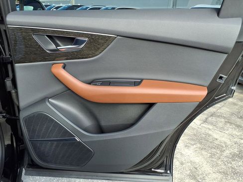 Used 2022 Audi Q7 3.0T Premium Plus image 14