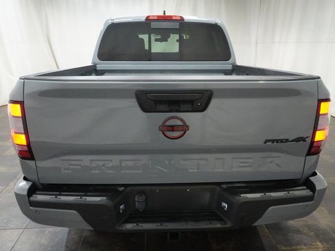 Used 2023 Nissan Frontier PRO-4X w/ Technology Package image 5