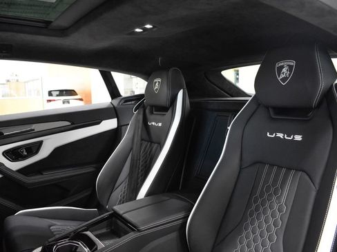 Used 2024 Lamborghini Urus S AWD/4WD image 34