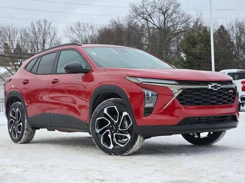 New 2026 Chevrolet Trax RS w/ Driver Confidence Package image 2