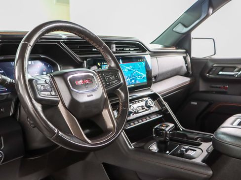Used 2022 GMC Sierra 1500 AT4 w/ AT4 Preferred Package AWD/4WD image 26