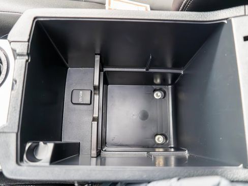 Used 2023 Toyota 4Runner SR5 Premium image 42