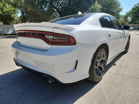 Used 2019 Dodge Charger GT RWD image 9
