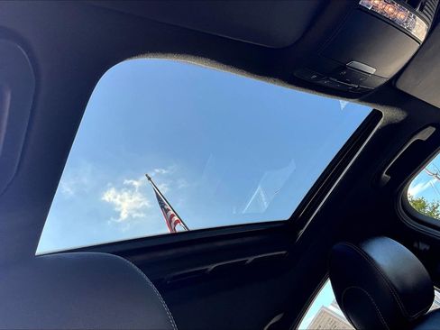 Used 2018 Mercedes-Benz C 300 4MATIC Sedan image 17