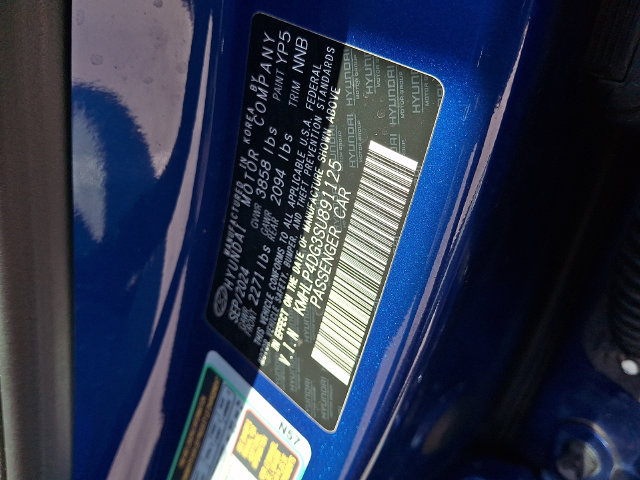 Certified 2025 Hyundai Elantra Limited FWD image 38