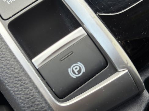 Used 2020 Honda Civic EX image 29