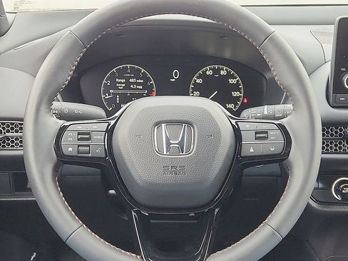 Used 2025 Honda HR-V Sport image 10