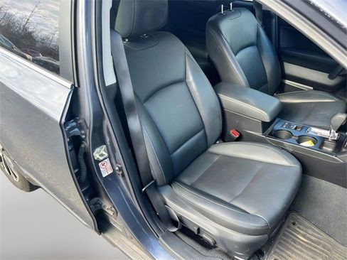 Used 2016 Subaru Outback 2.5i Limited image 16