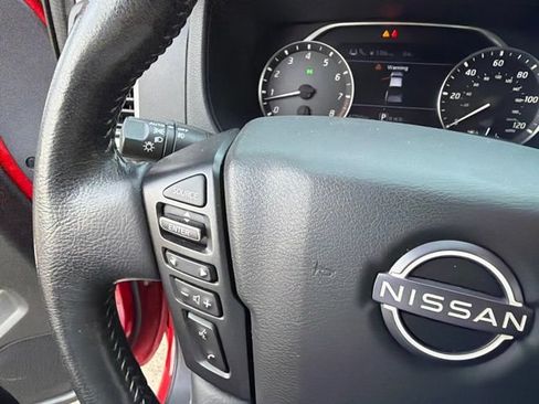 Used 2022 Nissan Frontier SV RWD image 22