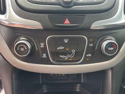 Used 2019 Chevrolet Equinox LT AWD/4WD image 27