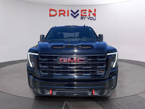 Used 2024 GMC Sierra 2500 AT4 w/ AT4 Premium Plus Package image 10
