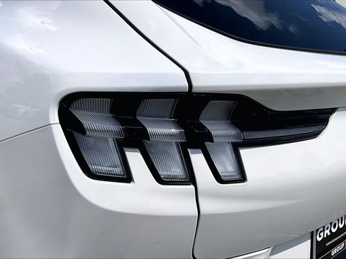 Used 2022 Ford Mustang Mach-E Premium RWD image 25