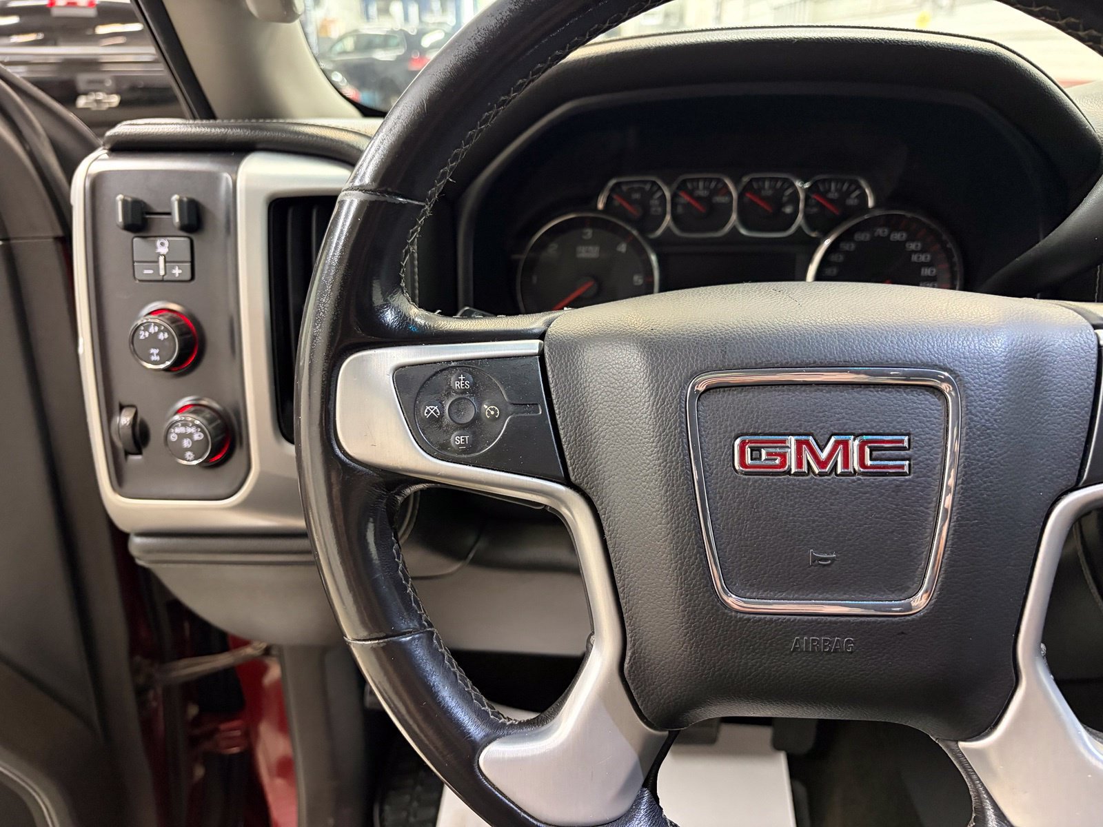 Used 2015 GMC Sierra 2500 SLT AWD/4WD image 14