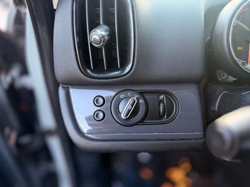 Used 2017 MINI Cooper Countryman image 18