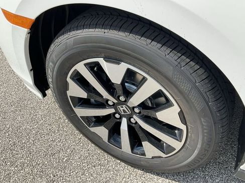 Used 2026 Honda Odyssey EX-L image 18