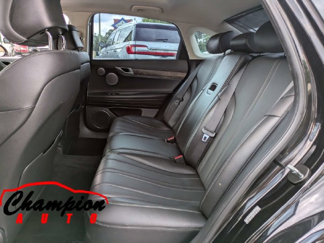 Used 2022 Genesis G80 2.5T w/ Advanced Package RWD image 16