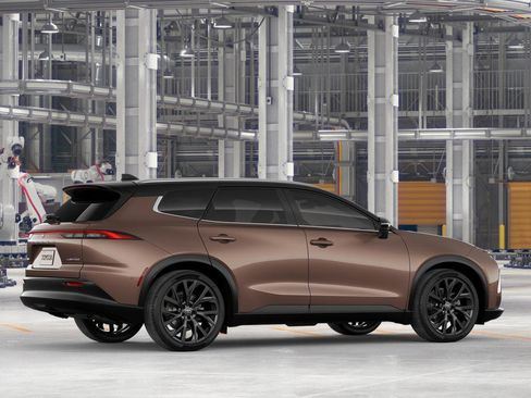 New 2026 Toyota Crown Signia AWD/4WD image 13