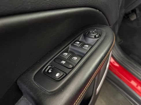 Used 2018 Jeep Compass Limited w/ Navigation Group image 17